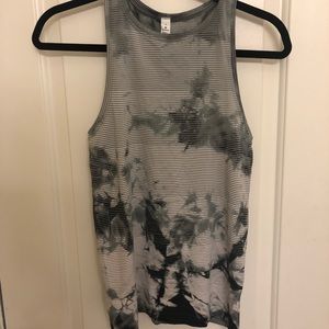 Lululemon Peloton swiftly raise back tank